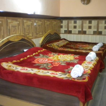Blooming Dale Hotel Srīnagar Екстериор снимка