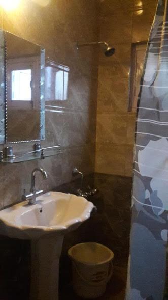 Blooming Dale Hotel Srīnagar Екстериор снимка