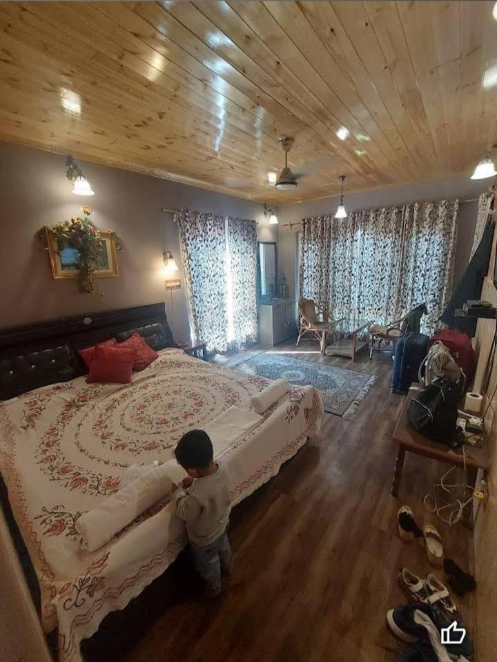 Blooming Dale Hotel Srīnagar Екстериор снимка
