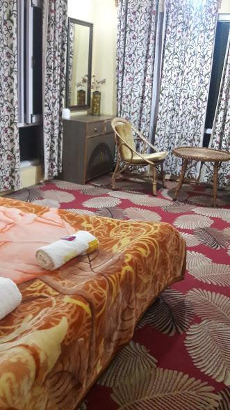 Blooming Dale Hotel Srīnagar Екстериор снимка