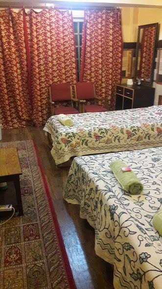 Blooming Dale Hotel Srīnagar Екстериор снимка